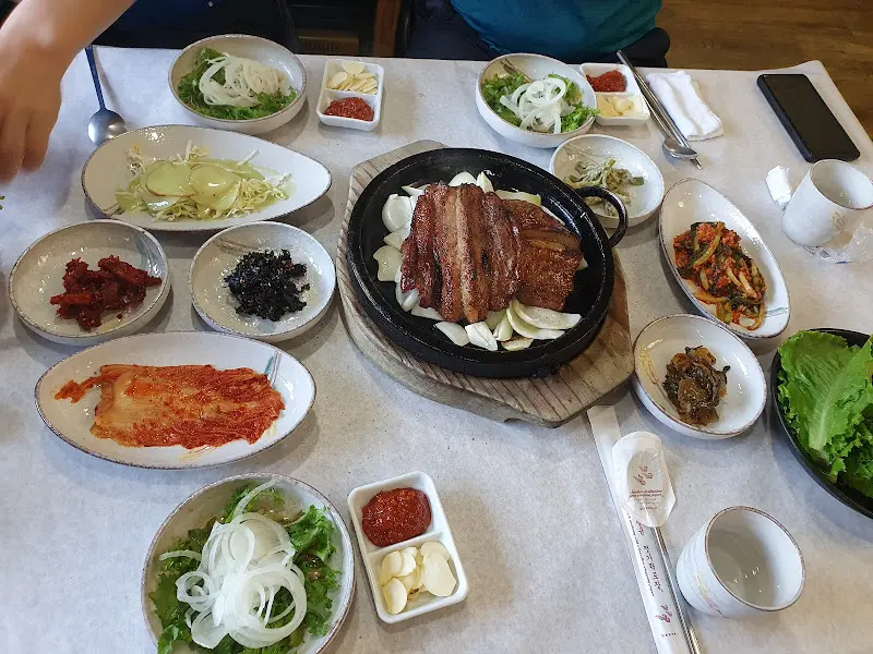 석갈비 한 상 차림