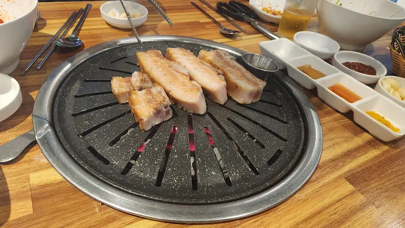 맛있는고기에솜씨를더하다 밀양점 숙성 삼겹살