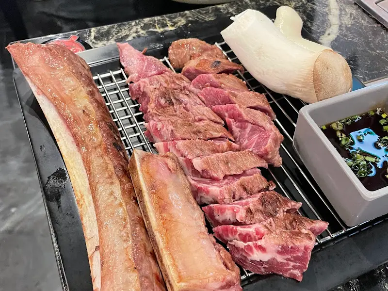 육즙이 살아있는 우대갈비