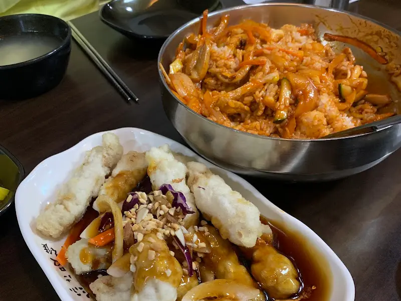 중화비빔밥과 탕수육