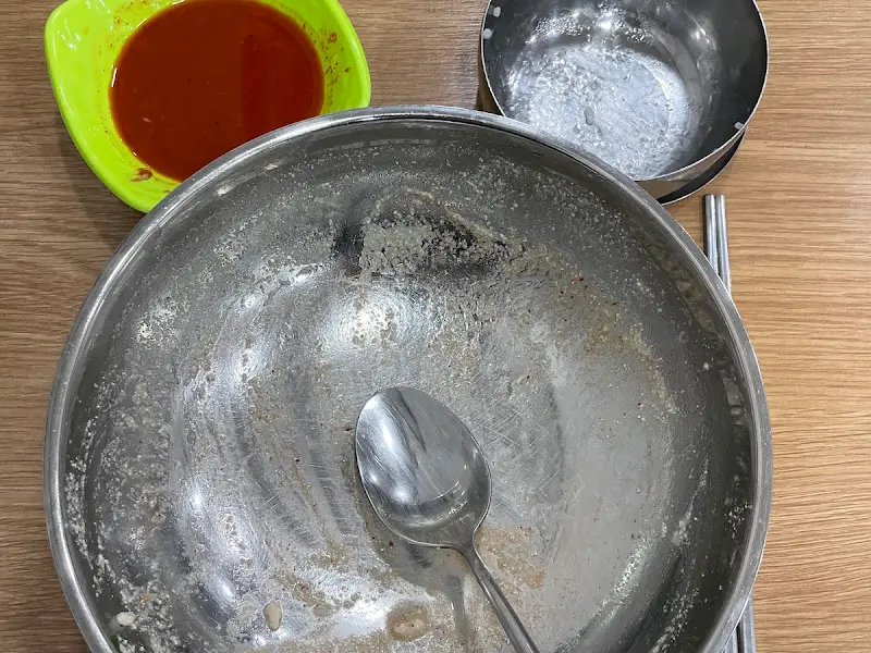 식사 후 빈 그릇