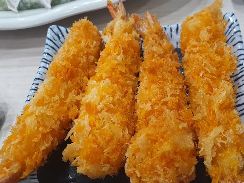 바삭하게 튀겨낸 새우튀김