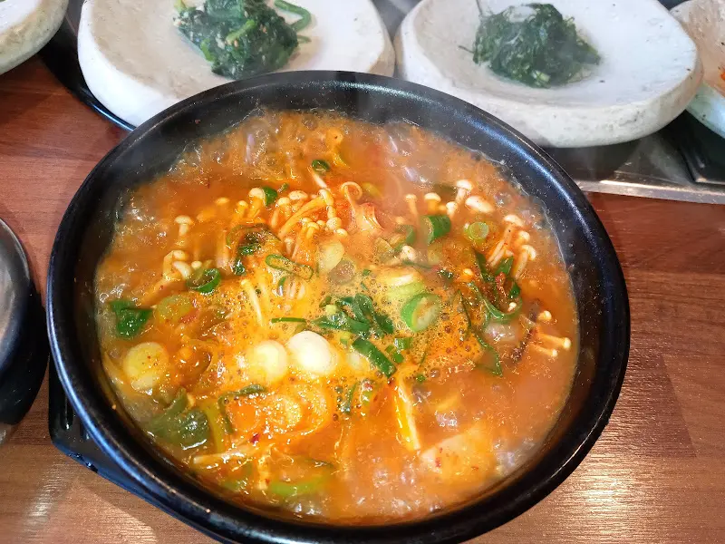 얼큰한 된장찌개