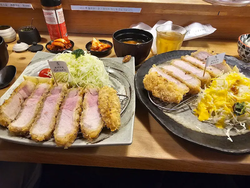 버크셔K 로스카츠와 히레카츠