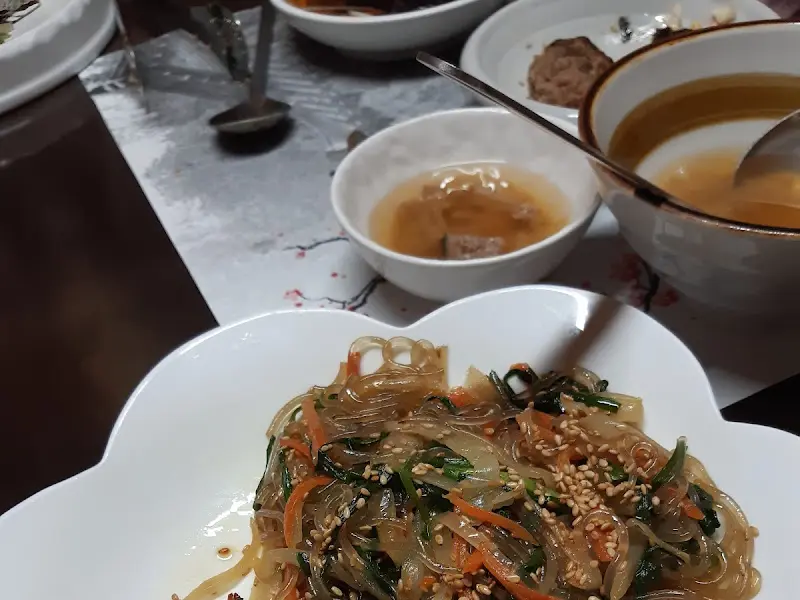 윤기가 흐르는 잡채