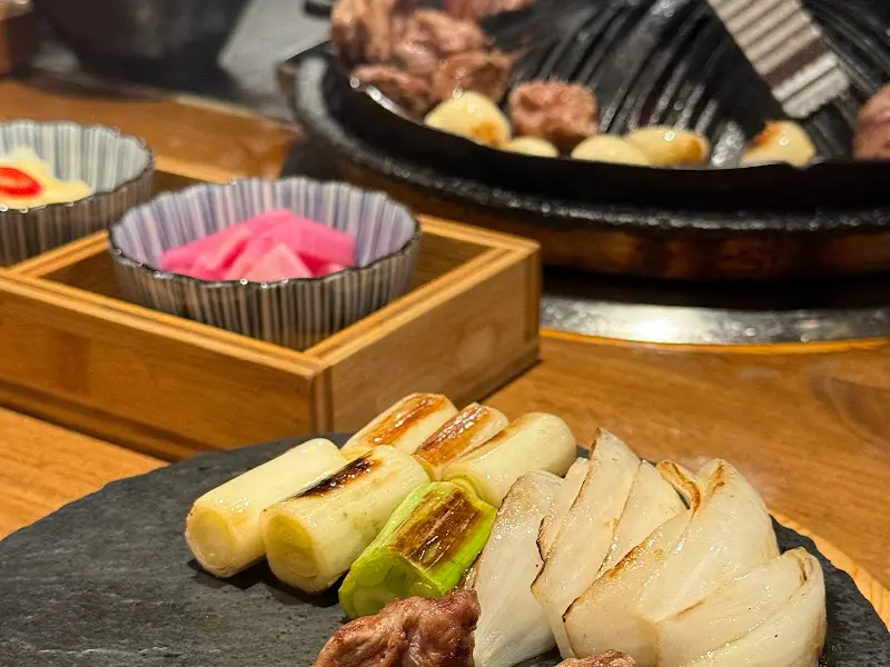 양갈비와 구운 채소