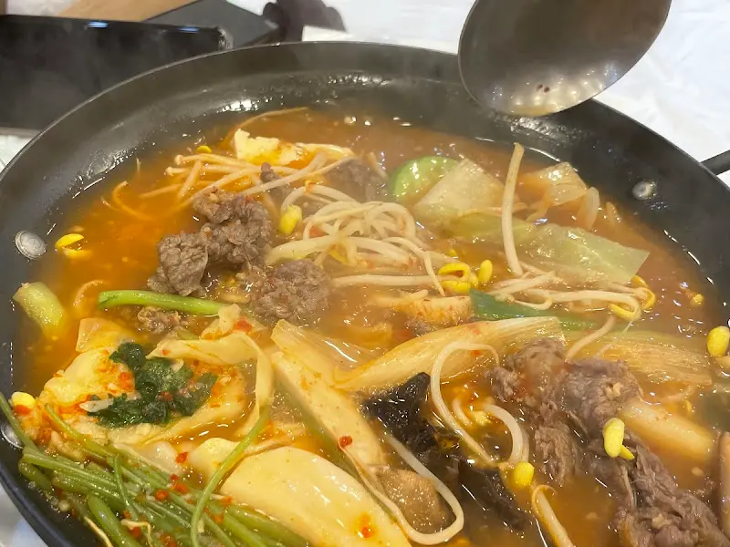 천지가든의 묵은지등갈비정식