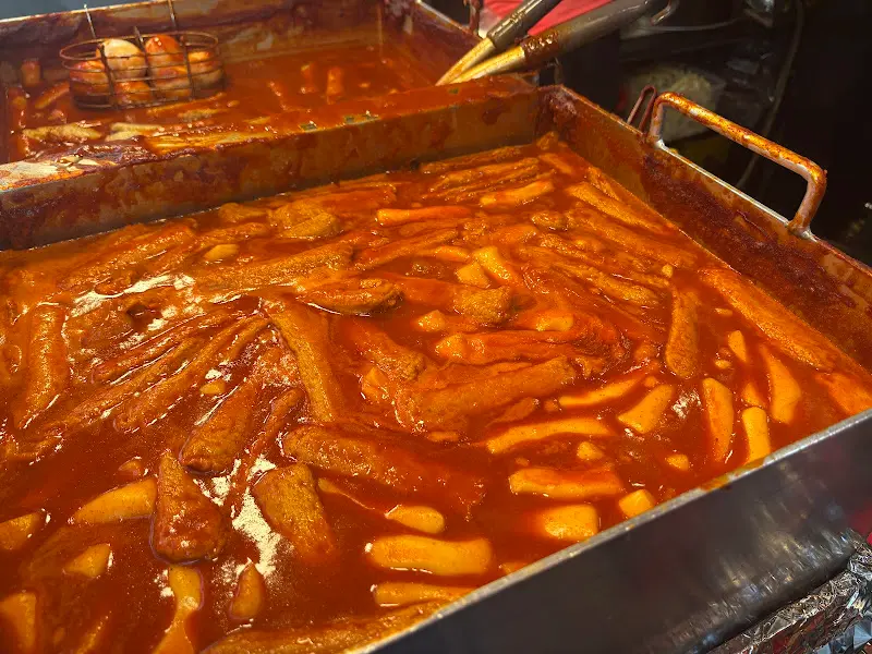 떡볶이 조리 모습