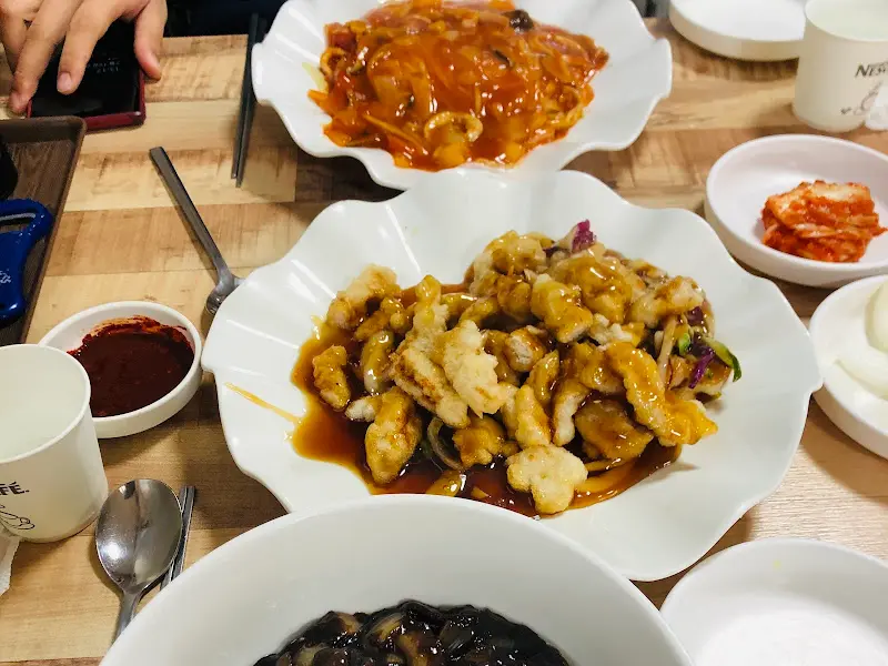 탕수육과 짜장면, 물짜장