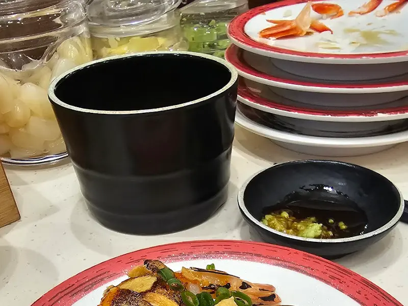 깔끔하게 정돈된 테이블