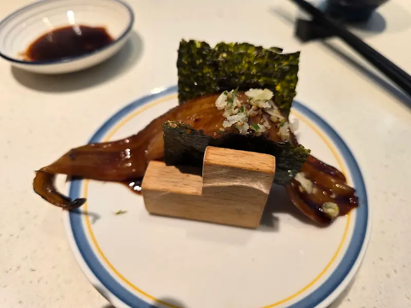 환상적인 풍미의 고등어 봉초밥