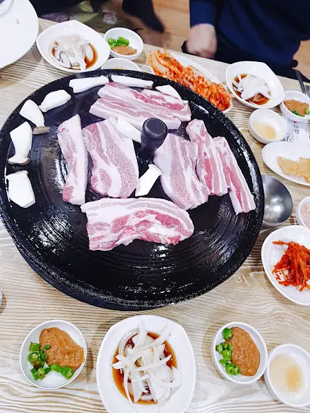 푸짐한 한 상 차림