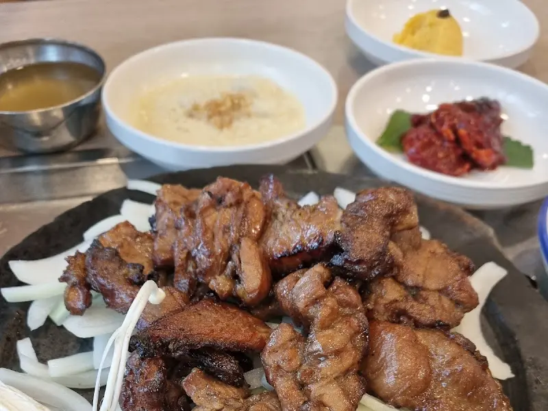 돌판 위의 석갈비