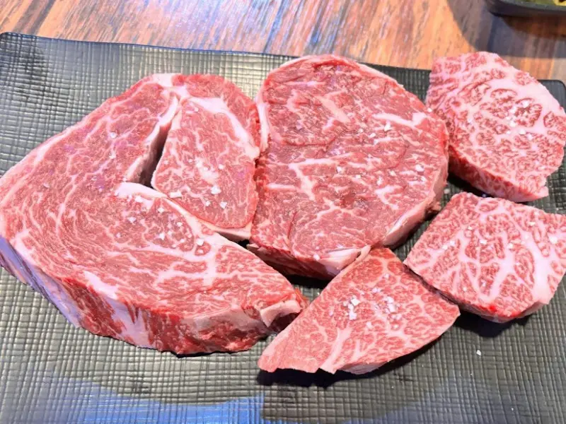신선한 소고기 모듬