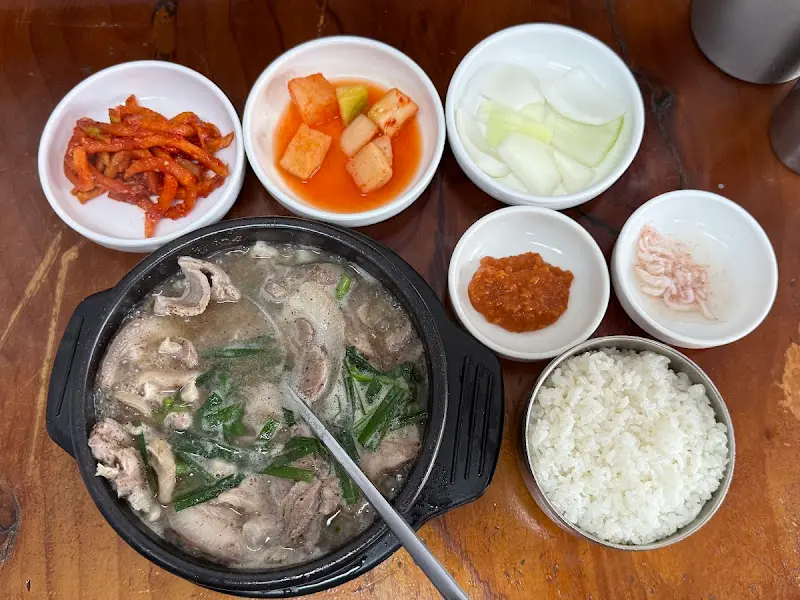 순대국과 반찬