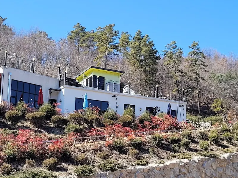 효산재 외부 전경