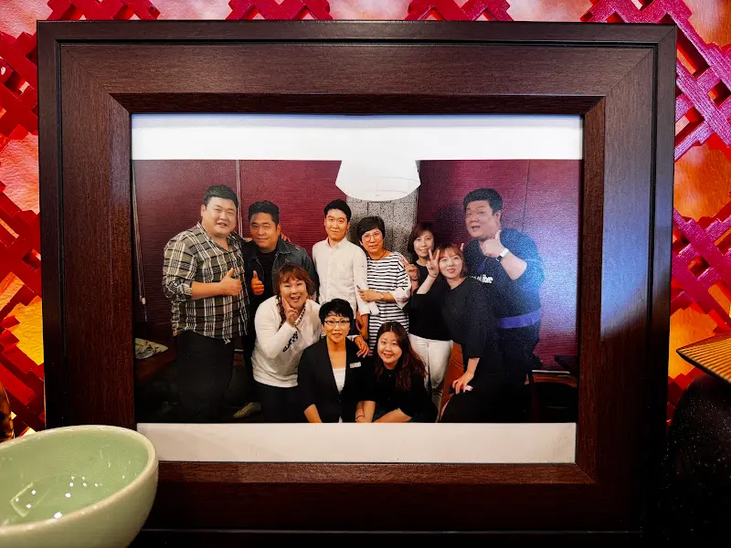 메이탄 단체사진