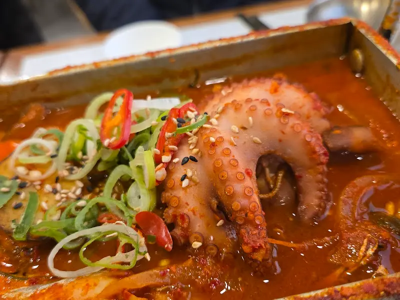 갈치조림 속 문어