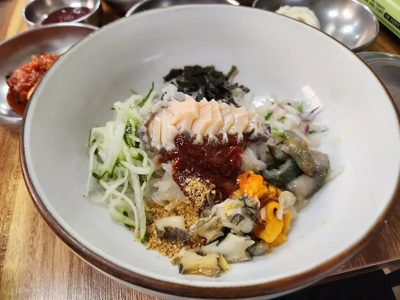 특미 물회의 아름다운 자태