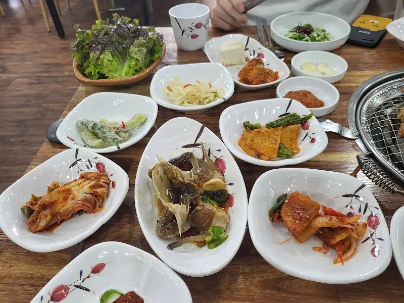 초원갈비 밑반찬