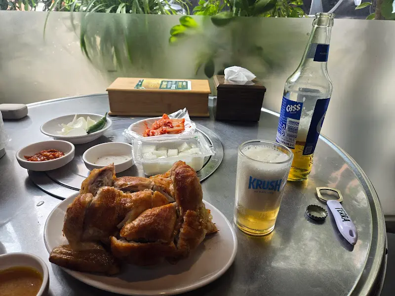 통닭 바베큐와 맥주