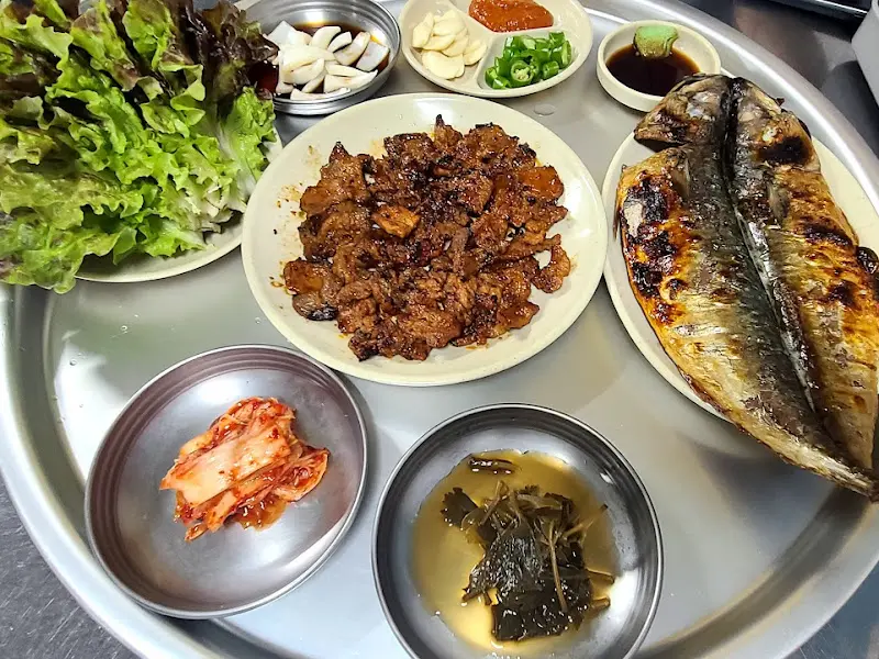 푸짐한 2인 세트 한상차림