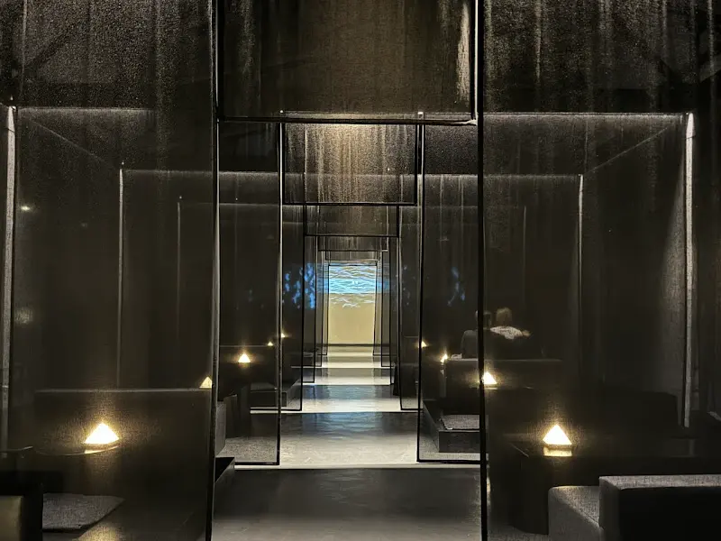 흑유재 무영공간