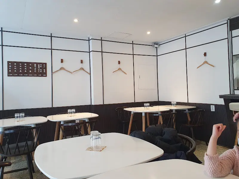 승우 내부 인테리어