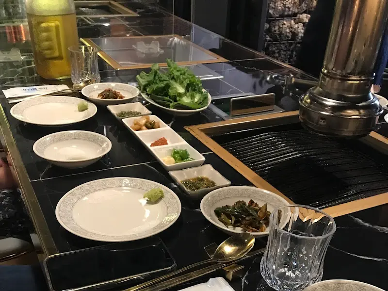 깔끔한 테이블 세팅