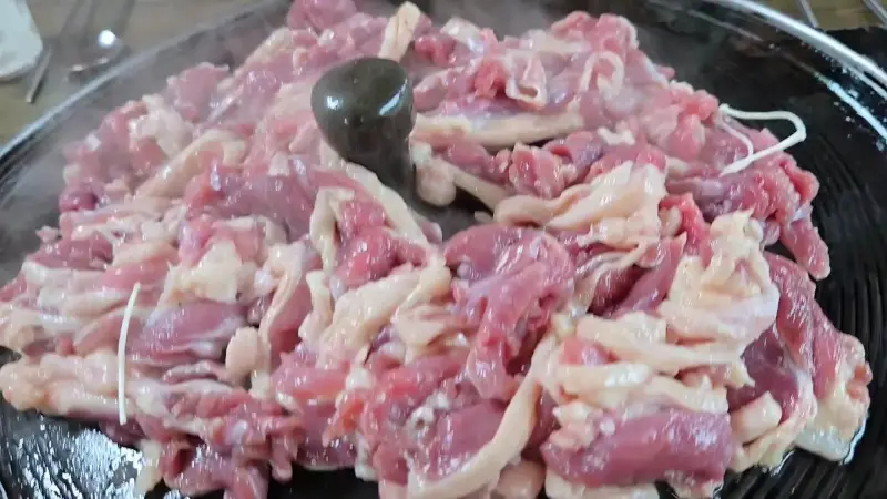 신선한 오리고기