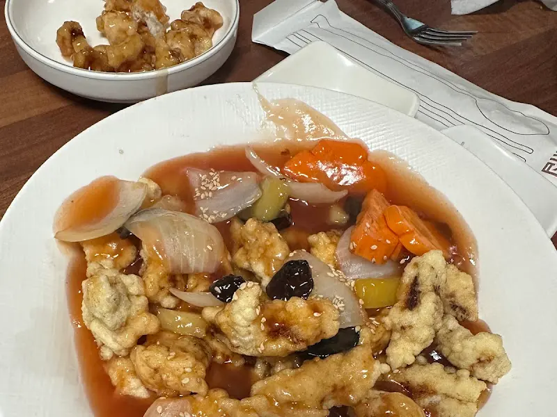 윤기가 흐르는 탕수육