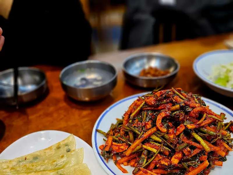 푸른회식당 한상 차림