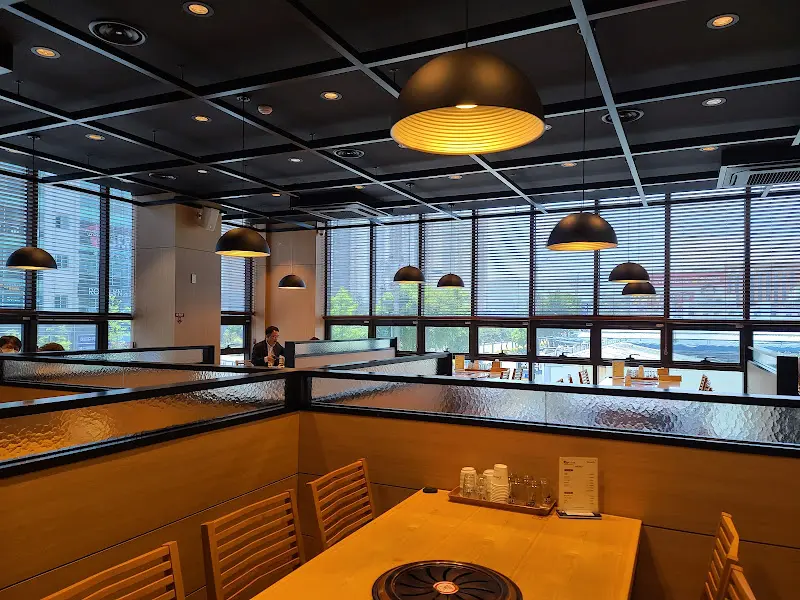 깔끔하고 세련된 인테리어