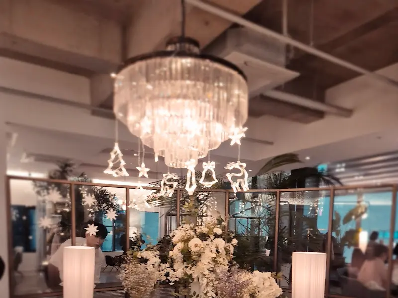 레스토랑 내부 장식