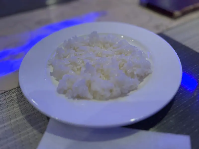 윤기가 흐르는 햅쌀밥