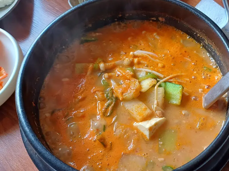 구수한 냄새가 코를 찌르는 청국장