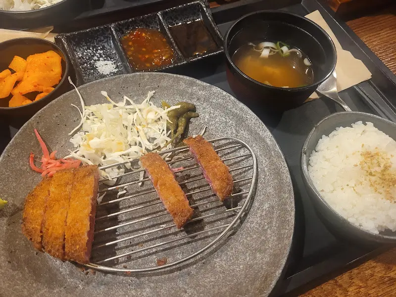 규카츠 정식 한 상 차림