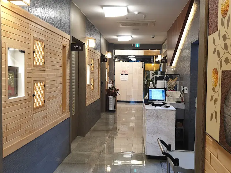 함양집 내부 인테리어