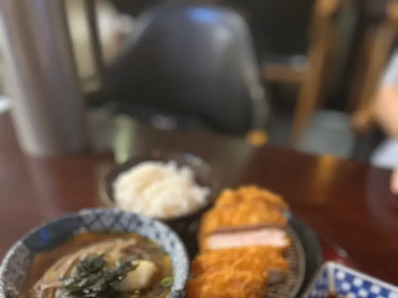 두툼한 돈카츠 정식