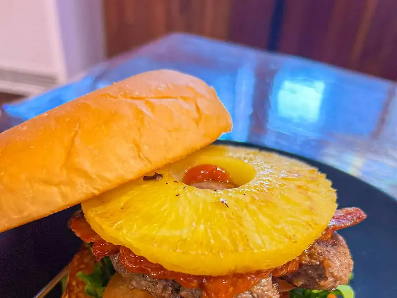 엉클 파인 버거 단면