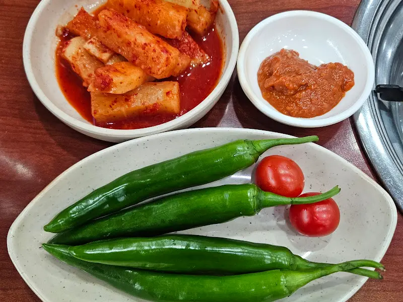 깍두기, 오이고추, 방울토마토