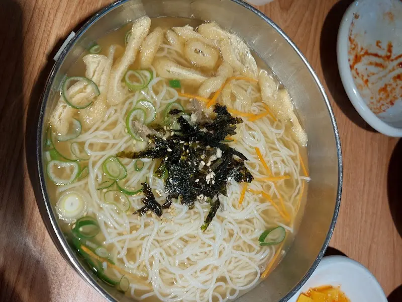 멸치국수
