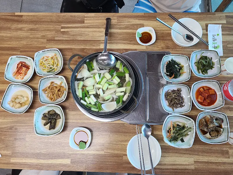 용천 전체 상차림