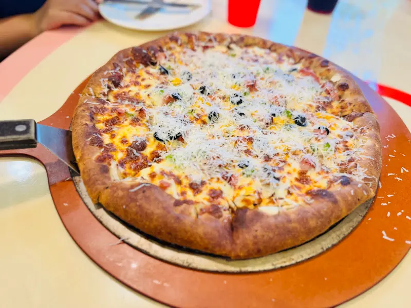 클로즈업한 콤비네이션 피자