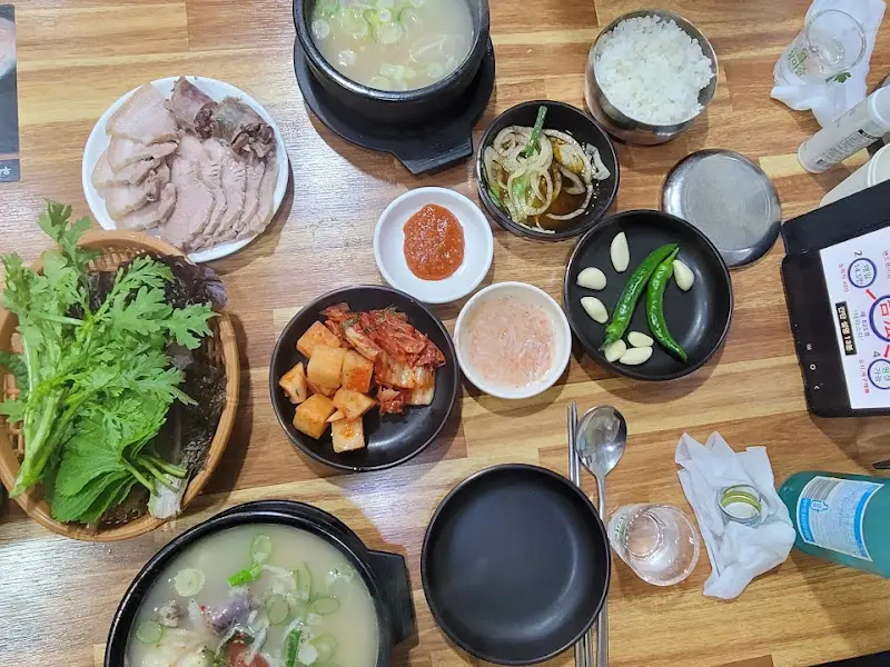 푸짐한 한 상 차림