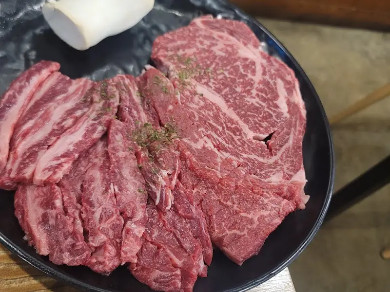 신선한 마블링이 돋보이는 소고기