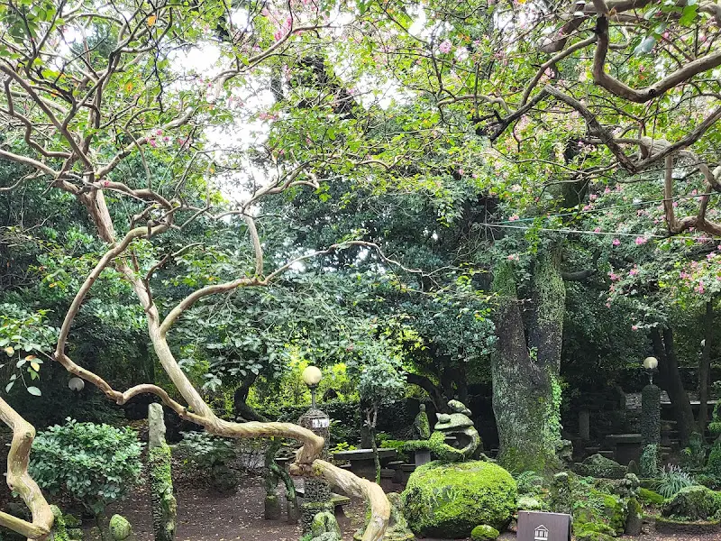 옹포별장가든 정원의 아름다운 풍경