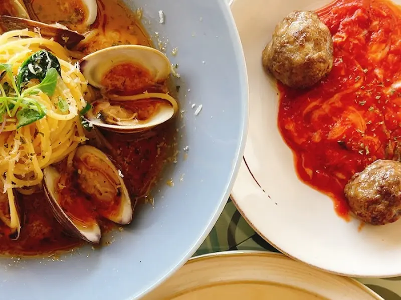 다채로운 메뉴 구성