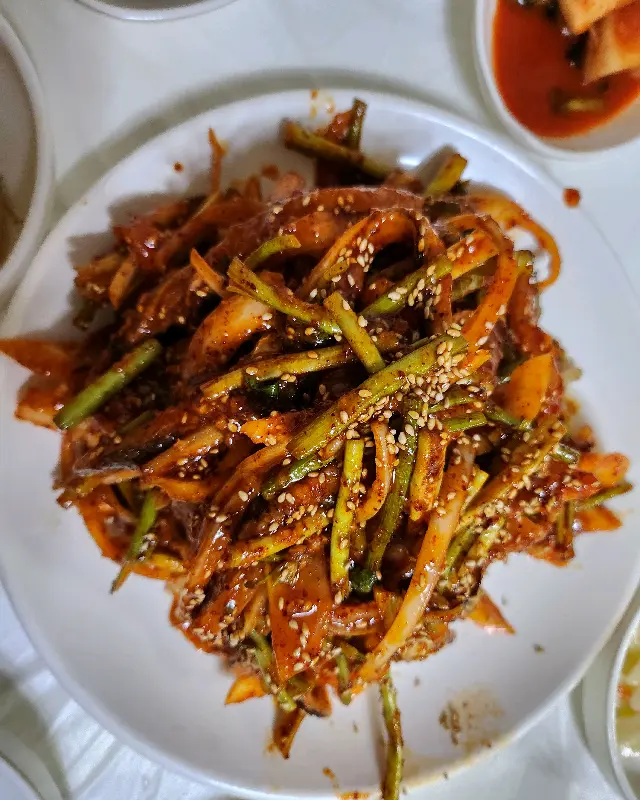 윤기가 흐르는 우여회