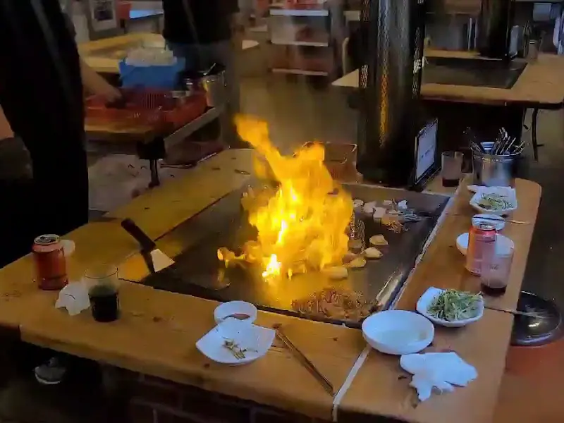 불타는 삼겹살의 향연